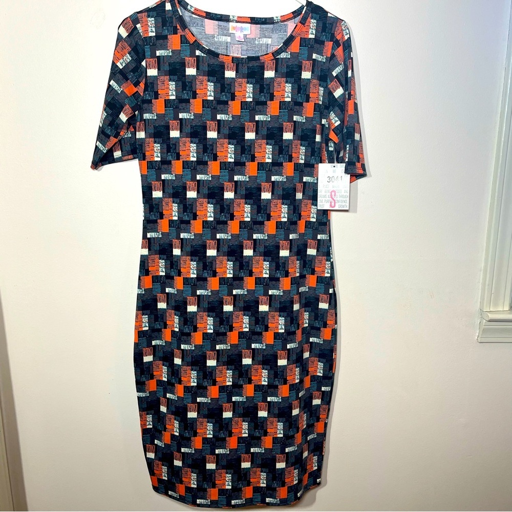 LuLaRoe Dress (Julia) NWT women’s size small orange black white blocked design